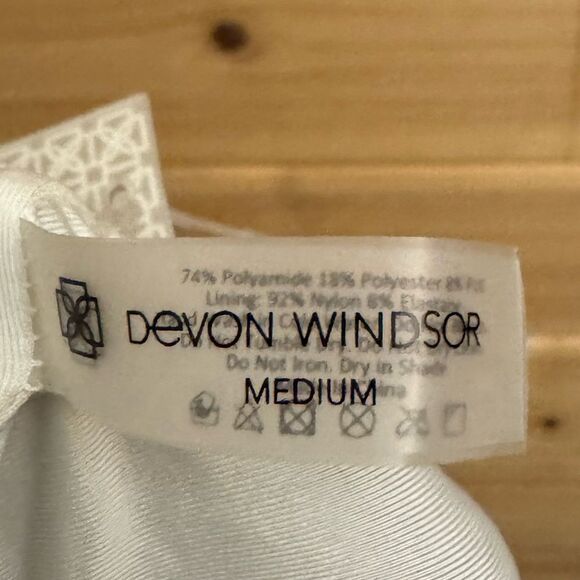 NWT Devon Windsor Size Medium Zebra Print Ruffle Low Cut Swimsuit Top - Picture 9 of 11